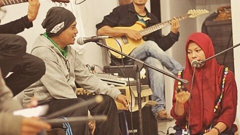 Rantak Sadaram; jika tak ingin menjadi kelompok yang hangat-hangat tai ayam